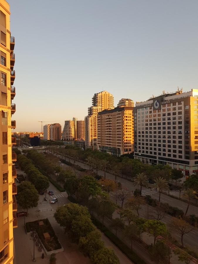 Galileo Flats - Palacio De Congresos Aparthotel Valencia Exterior photo